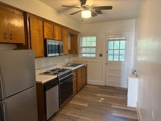 Foto del edificio - 527 Poplar St