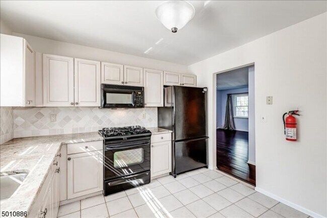 Foto del edificio - 5 Cottage Ct