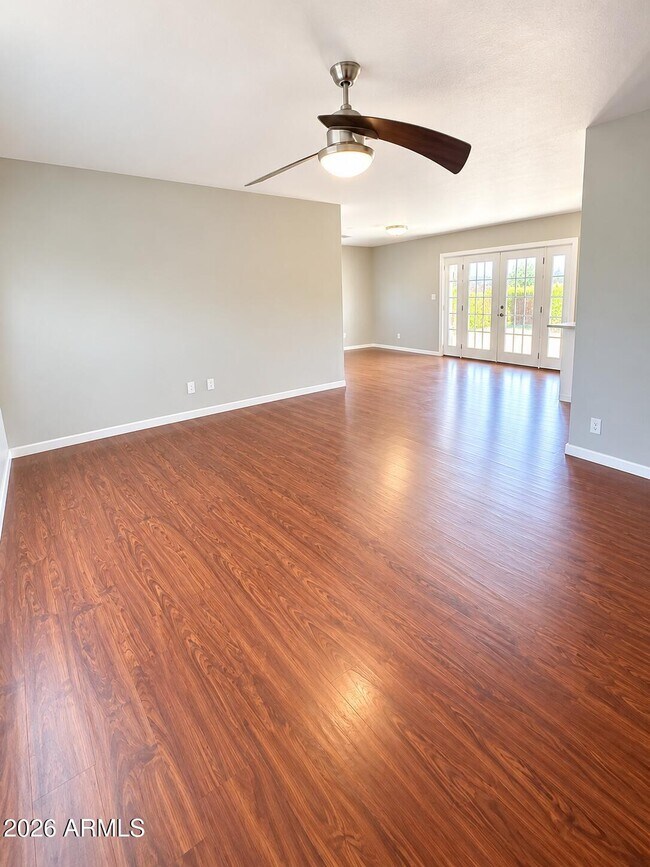 Foto del edificio - 6820 E Moreland St
