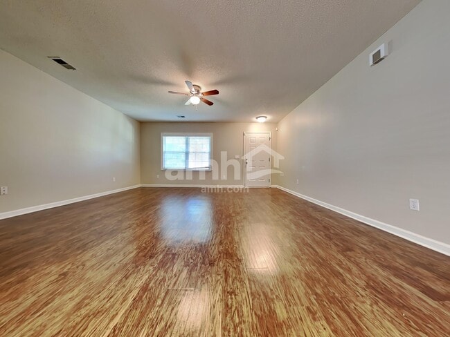 Foto del edificio - 1067 Briar Rose Ln
