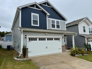 Building Photo - 128 Rushmore Ave