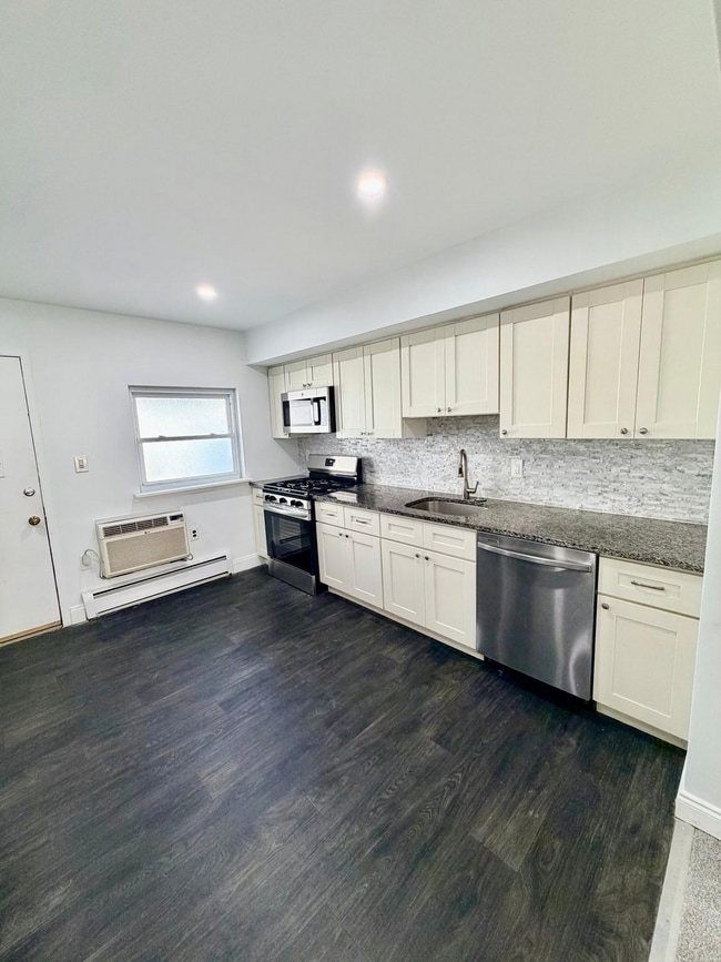 Foto del edificio - 3116 Salmon St