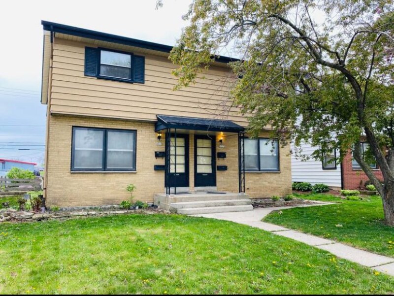 Primary Photo - 9717 W Reichert Pl