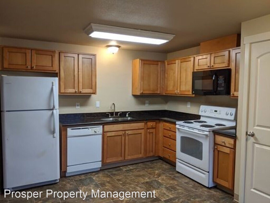 15915 52nd St E, Sumner, WA 98390 Room for Rent in Sumner, WA