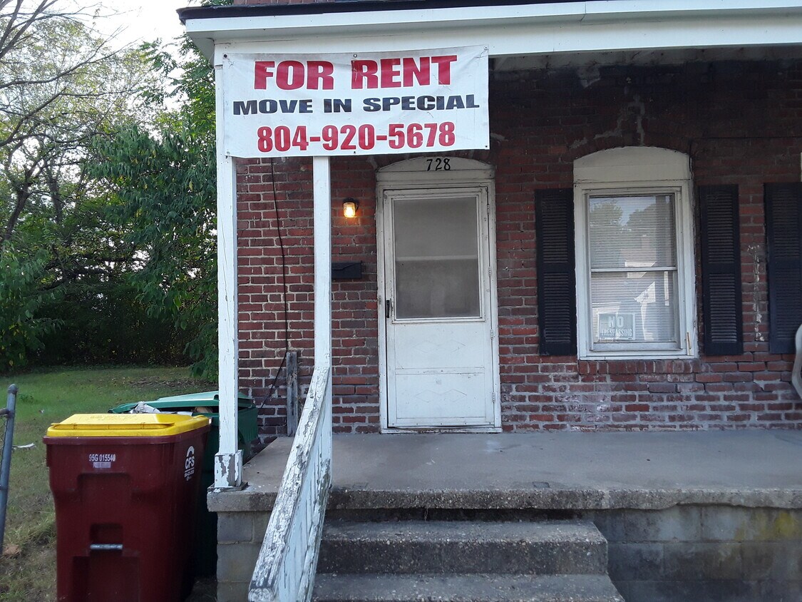 722 Mount Airy St, Petersburg, VA 23803 Townhome Rentals in