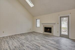 Building Photo - 3220 Summerchase Cir