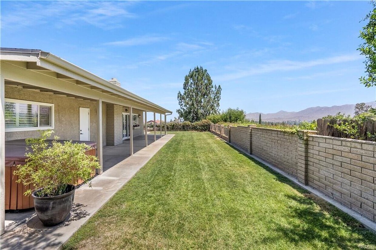 Foto del edificio - 1460 Timberlane Dr