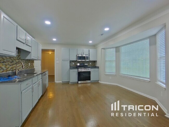 Foto del edificio - 1545 Elm Log Ct