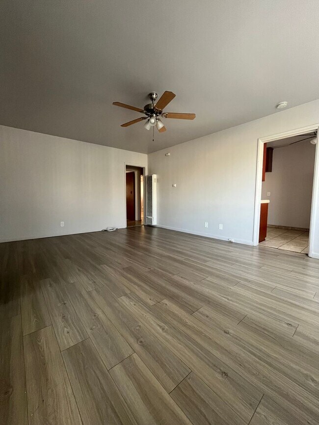 Foto del edificio - 544 W 120th St