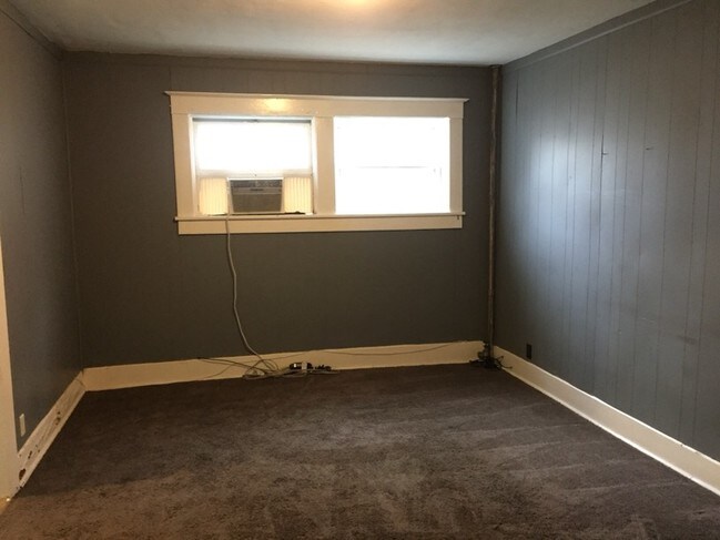 Building Photo - 316 S Monroe St