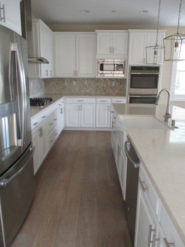 Building Photo - 12 Farra St