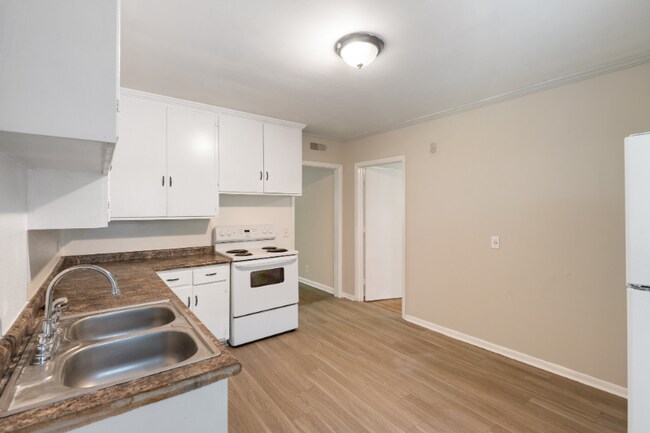 Foto del edificio - 2209 Morehead Ave