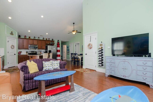 Foto del edificio - 3 br, 2 bath House - 500 Harper Avenue