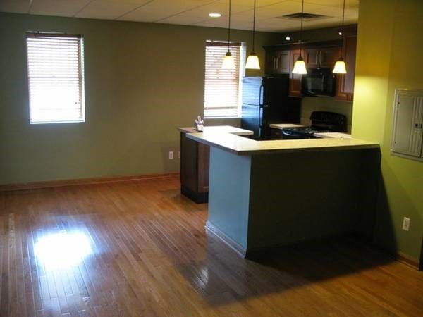 Building Photo - 35 N Saginaw St