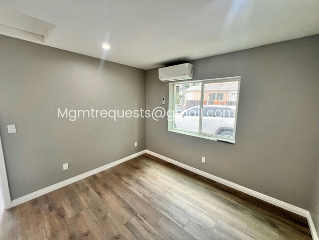 Photo - 3343 Lime St Apartment