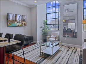 Building Photo - 1421 N 5th St