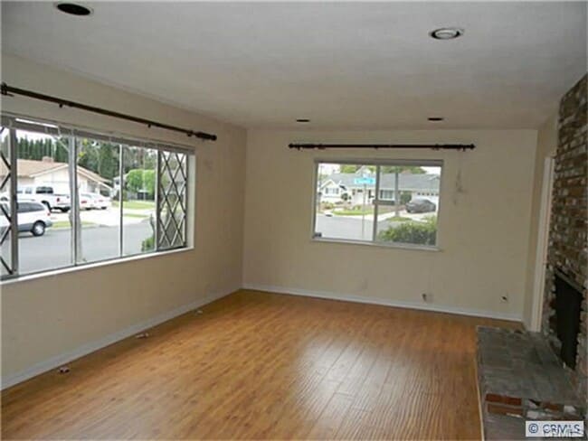 Foto del edificio - 405 N California St