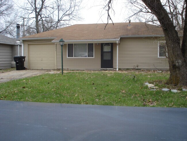 Foto del edificio - SINGLE FAMILY HOME
