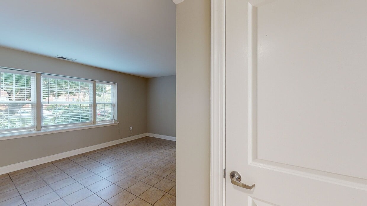 Photo - Rodgers Forge Apartments