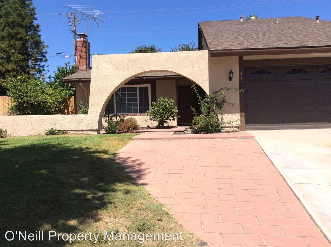 Foto principal - 4 br, 2 bath House - 896 Serfas Club Drive