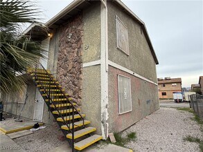 Building Photo - 4750 Thunderbolt Ave