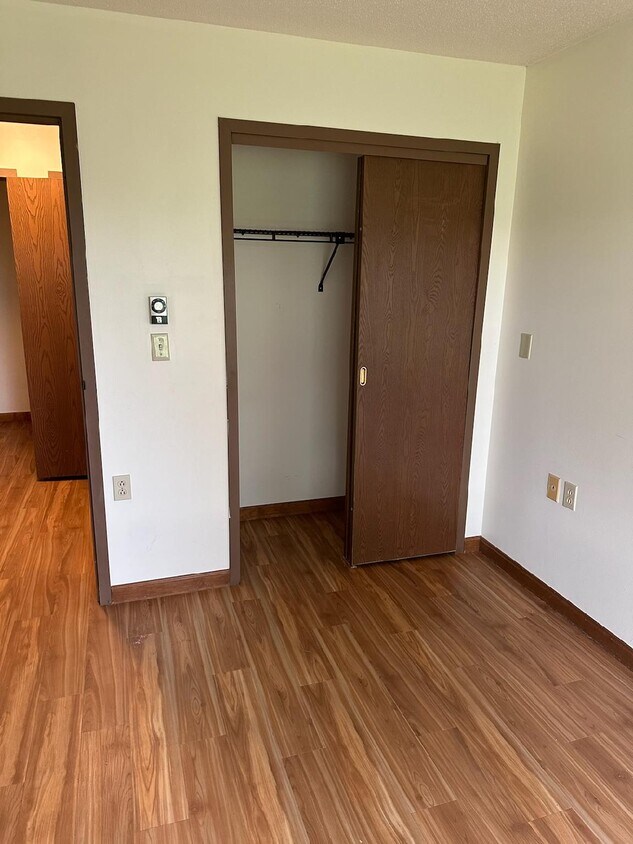 Building Photo - 159 Station Rd