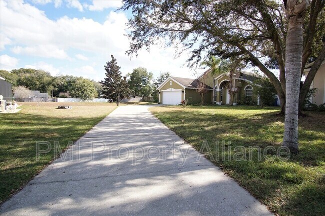 Foto del edificio - 2351 Blake Way