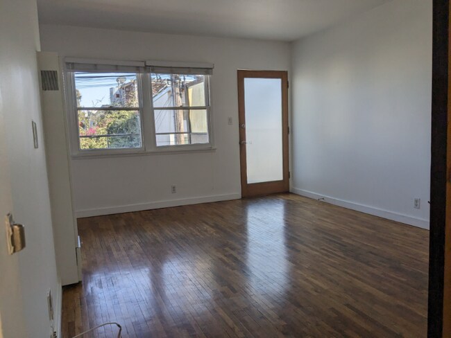 Foto del edificio - 250 3rd Ave