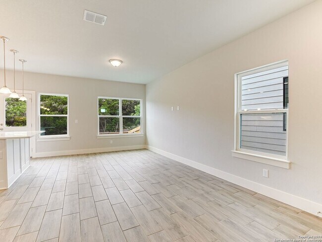 Building Photo - 16011 Babcock Rd