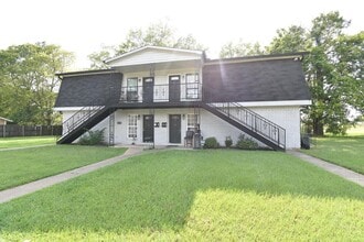 Building Photo - 4122 Cherokee St