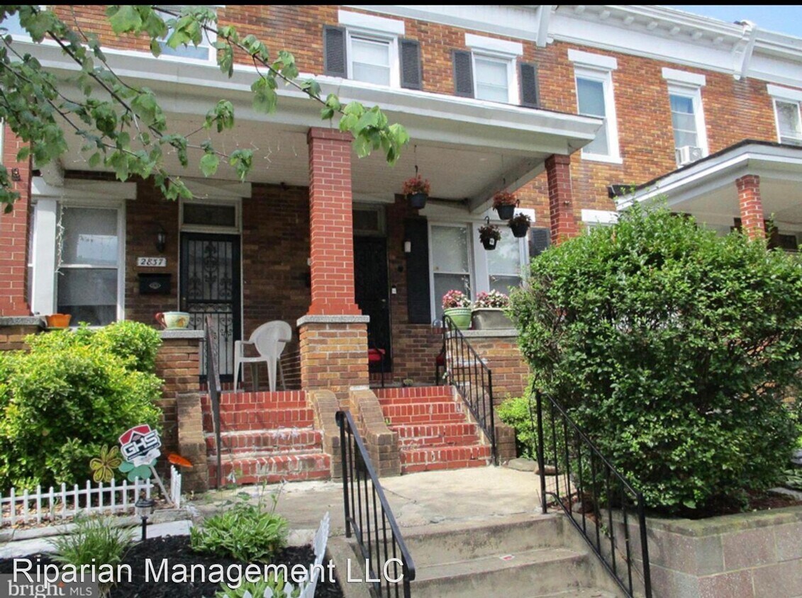 Building Photo - 3 br, 1.5 bath House - 2835 Mayfield Ave