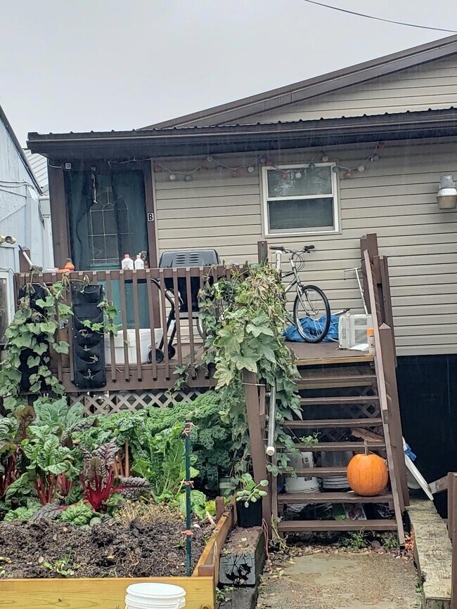 Private back deck entrance - 173 S Main St