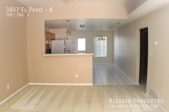 Building Photo - 3807 El Paso Dr