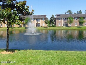 Building Photo - 9595 Amarante Cir