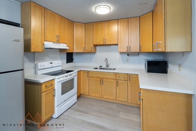 Photo - 215 Azores Street Apartment