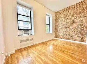 Building Photo - 200 E 58th St