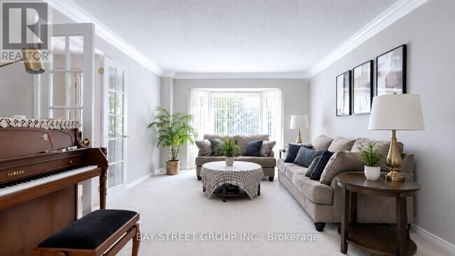 Photo du bâtiment - 1469 Sprucewood Terrace