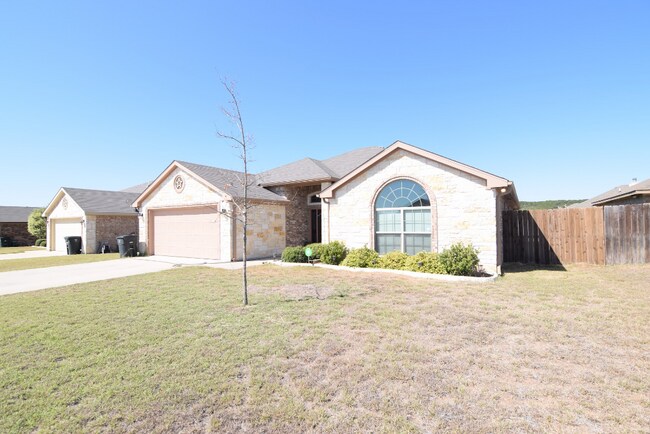Building Photo - 709 Cosper Creek Dr