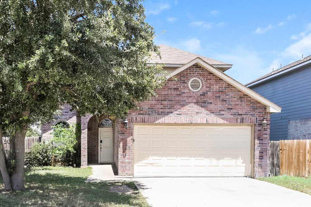 Primary Photo - 7031 Heathers Way
