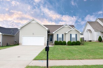 Building Photo - 3748 S Cindy Jo Dr