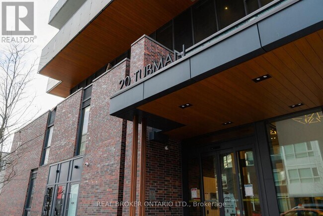 Photo du bâtiment - 20-2420 Tubman Ave