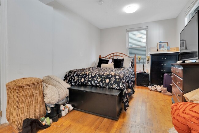 Pictures are representative samples of the advertised unit. In some cases, the actual units you tour - 11 Carpenter St