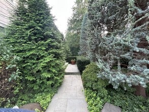 Building Photo - 26 Dunes Ln