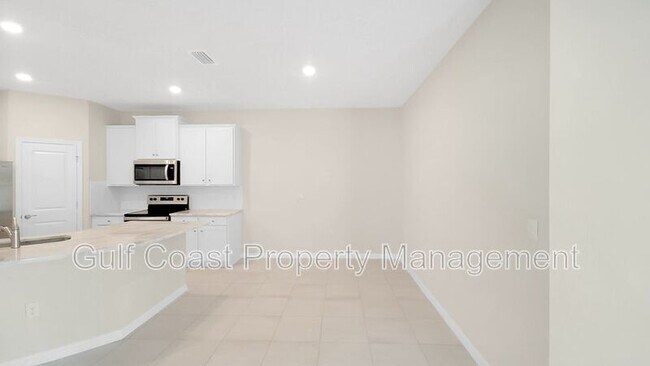 Foto del edificio - 590 157th Ct E