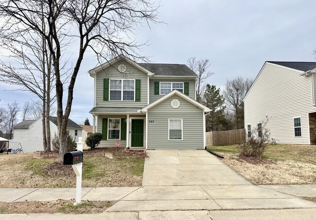 Photo - 505 Clearfield Dr House