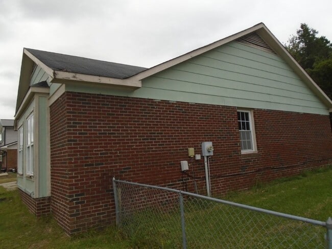 Building Photo - Westpoint subdivision