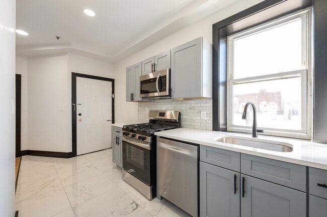 Foto del edificio - 391 CENTRAL Ave