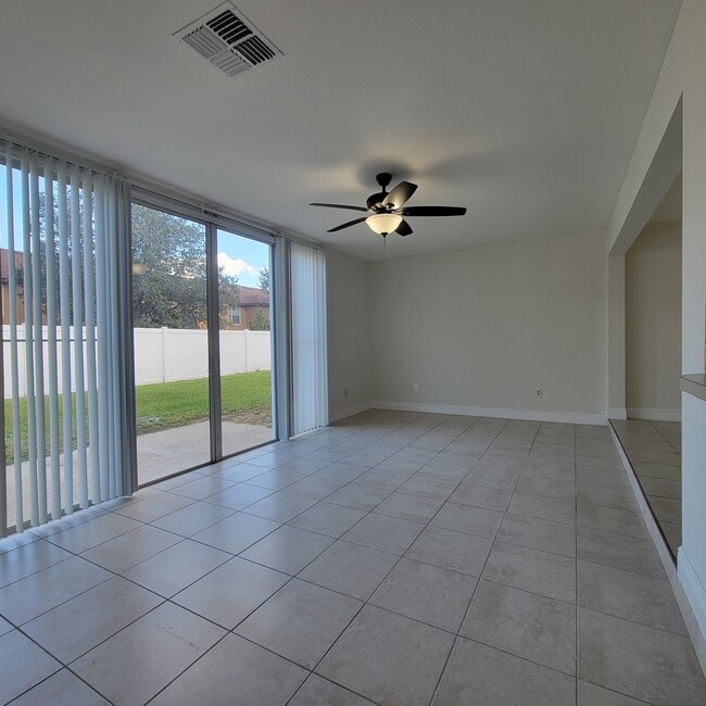 Photo - 739 Orchid Dr Townhome