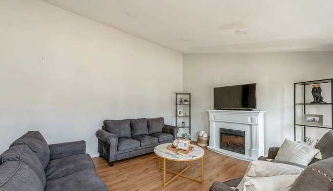 Building Photo - 1544 Amarillo Dr