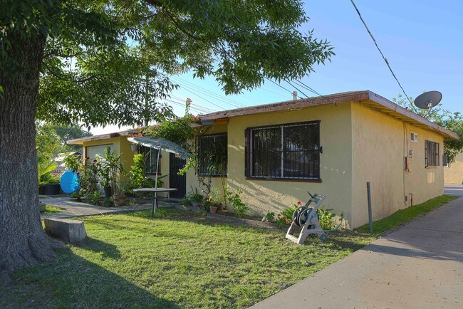 Building Photo - 11110 Dodson St